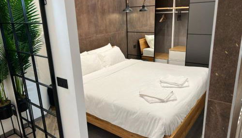 Industrial Design Luxury Studio in NoLo District - Foto 3, wardrobe