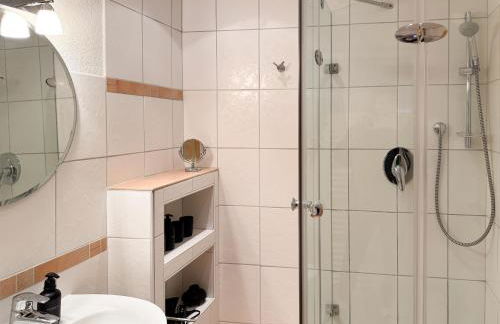 Schwarzwald-Studio mit Sonnenbalkon nähe Grillplatz - Photo 6