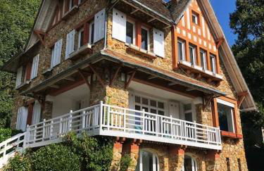 Maison de charme nichée dans le bois pour vivre une expérience unique - Foto 2