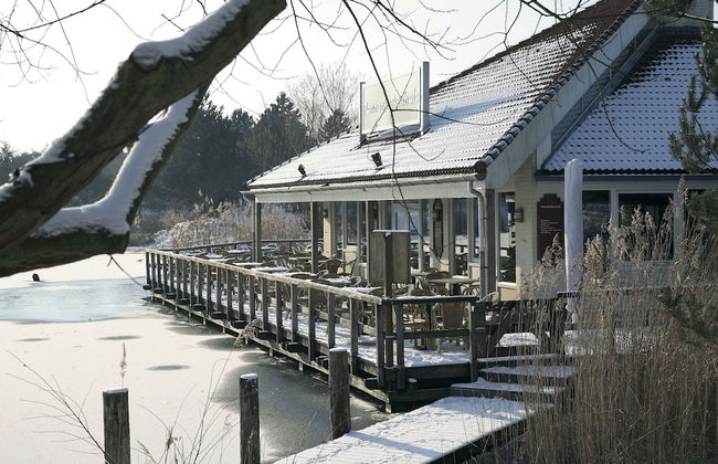 Villa in Weerterbergen With Private Sauna - Photo 22