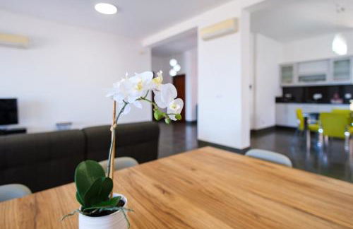 GuestReady - Spacious stay with sea views - Foto 23