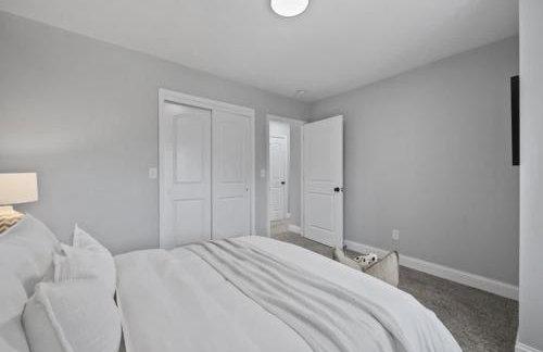 Hanford House w Hot Tub,Sauna,Bar - Photo 30