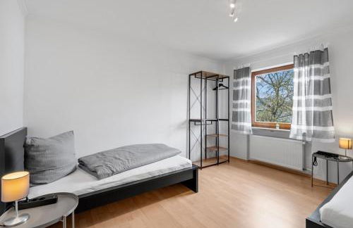 HomeTonight Workers Home - Komfortables Haus für bis zu 9 Monteure - Foto 22