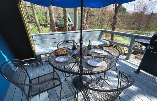 Whispering Waters, Hocking Hills, Hot Tub, Pond - Photo 14