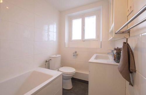 Eiffel Tower View 3BR Balcony - Foto 13