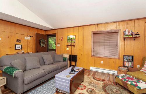 Private w Screened Porch Deck & Pet-Friendly - Foto 7