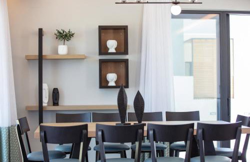 Sunnyside Villas, Just Steps to the Beach & Restaurants, By ThinkVilla - Photo 21