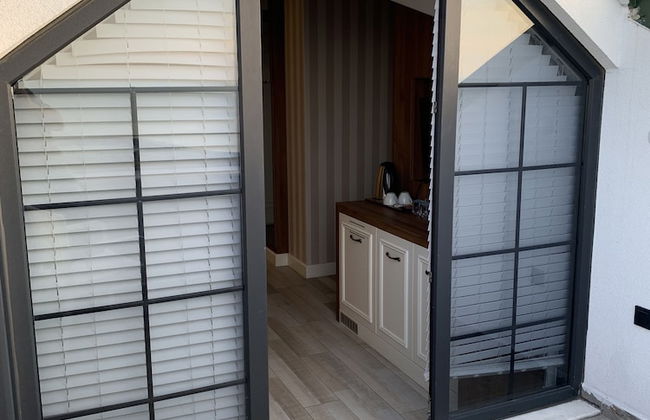 White Golden Suite Hotel - Foto 17