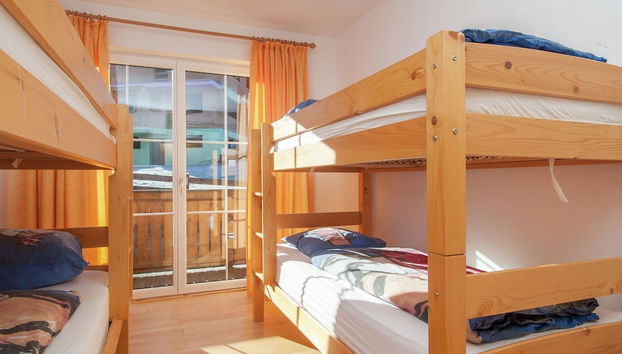 Lovely Chalet in Sankt Margarethen im Lungau near Ski Lift - Photo 3, Room