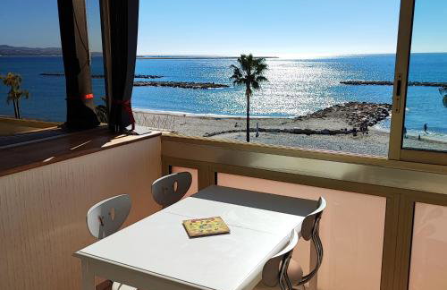 Grand studio bord de mer- accès direct aux plages - Foto 2