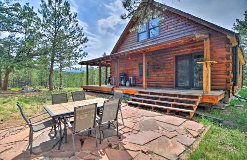 The Pinecone Palace with Hiking Trail Access! - Foto 1