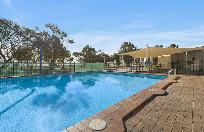 Port Broughton Tourist Park - Photo 46