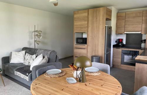 T2 cosy avec terrasse et jardin à Belley - Foto 4