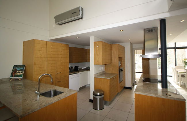 The Glen Apartments - Photo 10