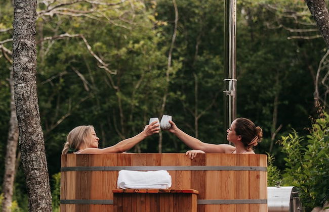 FlowEdge Riverside Getaway - Photo 30