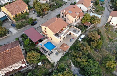 Apartman "Sabine" with heated pool - Foto 36