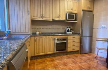 Marbella Beach Front Edificio Mayoral Centro Ciudad y Primera Línea Playa Muy Amplio y Espacioso - Foto 44