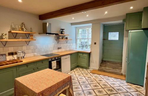 Sherlock Holmes Historic House - Photo 19