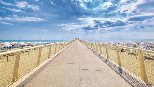 Pet Friendly Home In Camaiore -Lu- - Photo 5