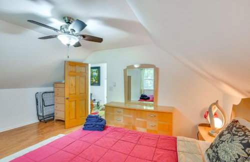 Pet Friendly with Fire Pit Walk to the Beach! - Photo 13