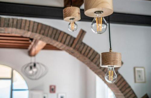 Casale rinnovato immerso nella campagna con splendida piscina privata - Foto 12