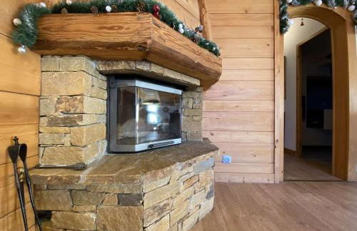 Appartement de Charme avec Cheminée à Praz sur Arly - 2 Chambres, Balcon, Proche Ski et Centre - FR-1-603-80 - Foto 8