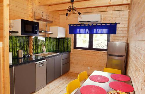 DOMEK Z SAUNĄ i JACUZZI NAD JEZIOREM BORY TUCHOLSKIE - Foto 3