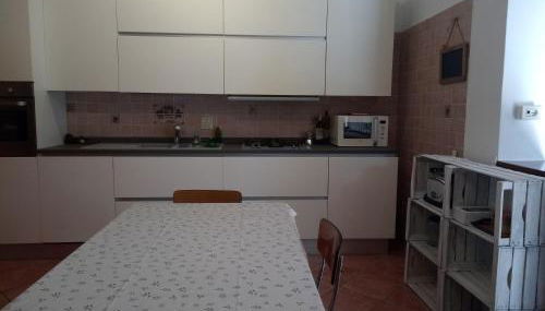 Lo Scoiattolo-appartamento - Photo 2, stove, minibar