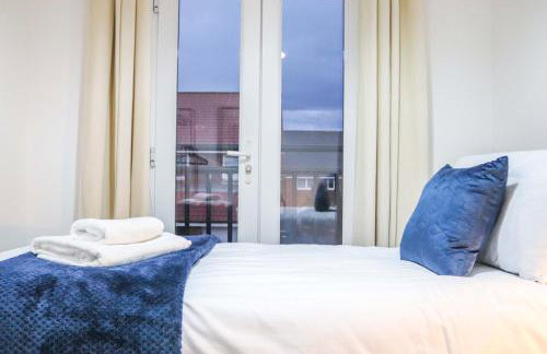 3Bedroom EnSuite SofaBed Sleeps upto 6 Contractors Families Long or Short Stay Free Parking WIFI - Foto 28