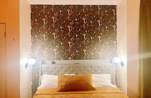 3 bdrm stay! Trippy King Suite by Dwtwn Nwk - Foto 27