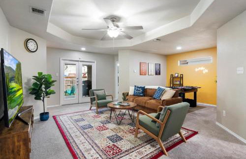 Perfect SA Getaway! Near Lackland SeaWorld Alamo Riverwalk - Photo 4