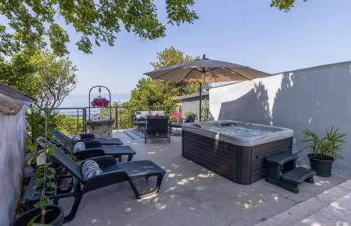 1 Bedroom Nice Home In Hreljin - Foto 7