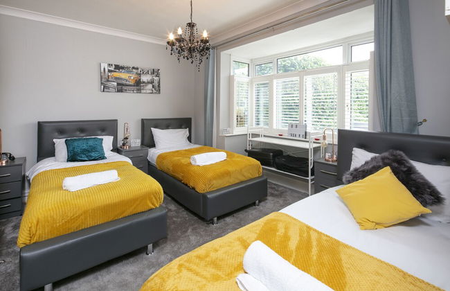 Urban Retreat Hot Tub Bar Ev Charger - Foto 5