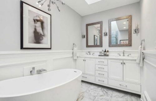 Stunning Townhouse w Tennis & Pool - Foto 16