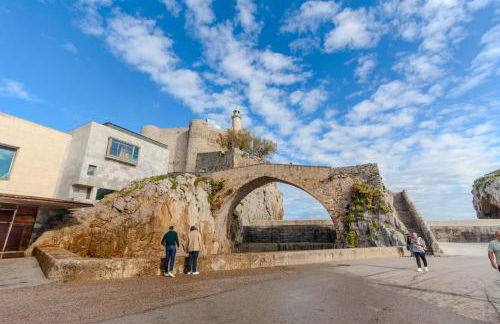 El Patio de Vespasiano-Calera- vistas a la iglesia junto al puerto - Photo 66