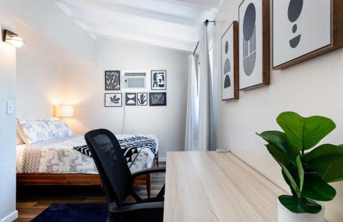 SoCal Retreat with Pool and Spacious Backyard - Foto 2