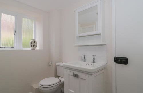 Stonecutter's Cottage - Photo 11