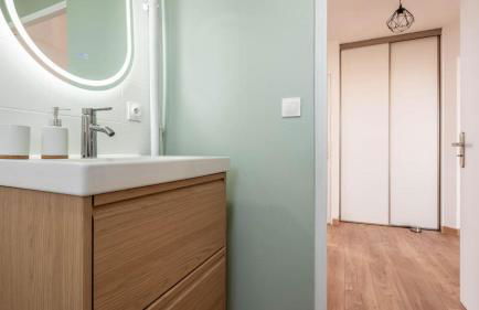 Le Jean Moulin T2 air-conditioned private parking balcony - Foto 36