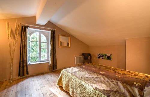 Stone House St Denis with Pool & Views - Foto 19