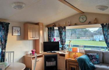 Tranquill caravan with stunning views ideal for relaxation - Foto 8