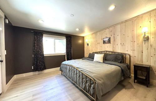 Freshly Renovated Family Home with Game Room, AC, King Bed, Luxury Bathroom - Foto 4