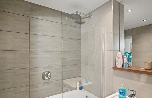 Spectacular Apartment Balcony View in City Centre - Foto 15