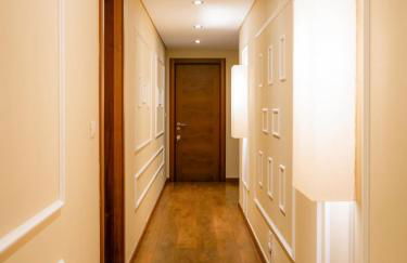 Luxury 2BR Spacious & Stylish with Patio near Metro - Foto 36