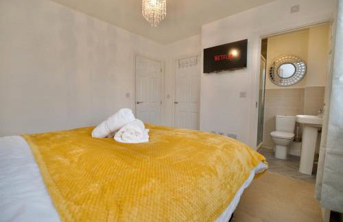 Clothier House - Stylish 3Bed Haven, WiFi & Driveway Parking - Foto 15