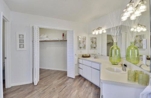 Beachfront Dolphin - Foto 43