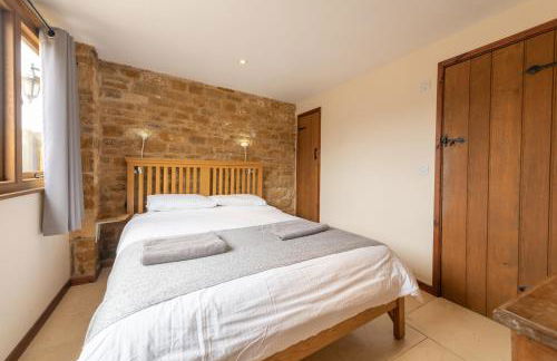 The Fold - Ash Farm Cotswolds - Photo 6