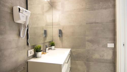 LA QUADRA SUITES - Central Apartments in Iseo with daily housekeeping - Foto 4, heating