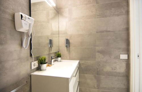 LA QUADRA SUITES - Central Apartments in Iseo with daily housekeeping - Foto 4