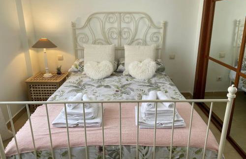 Apartamento con piscina y terraza muy cerca de la playa - Foto 39