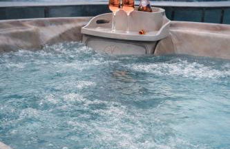 Exklusives Penthouse mit Whirlpool, Panoramaterrasse, Kino & Tischfußball für bis zu 8 Personen - Foto 8